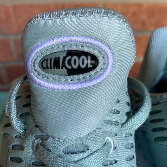 NWT 💯ADIDAS CLIMACOOL Sneakers - Picture 7 of 7